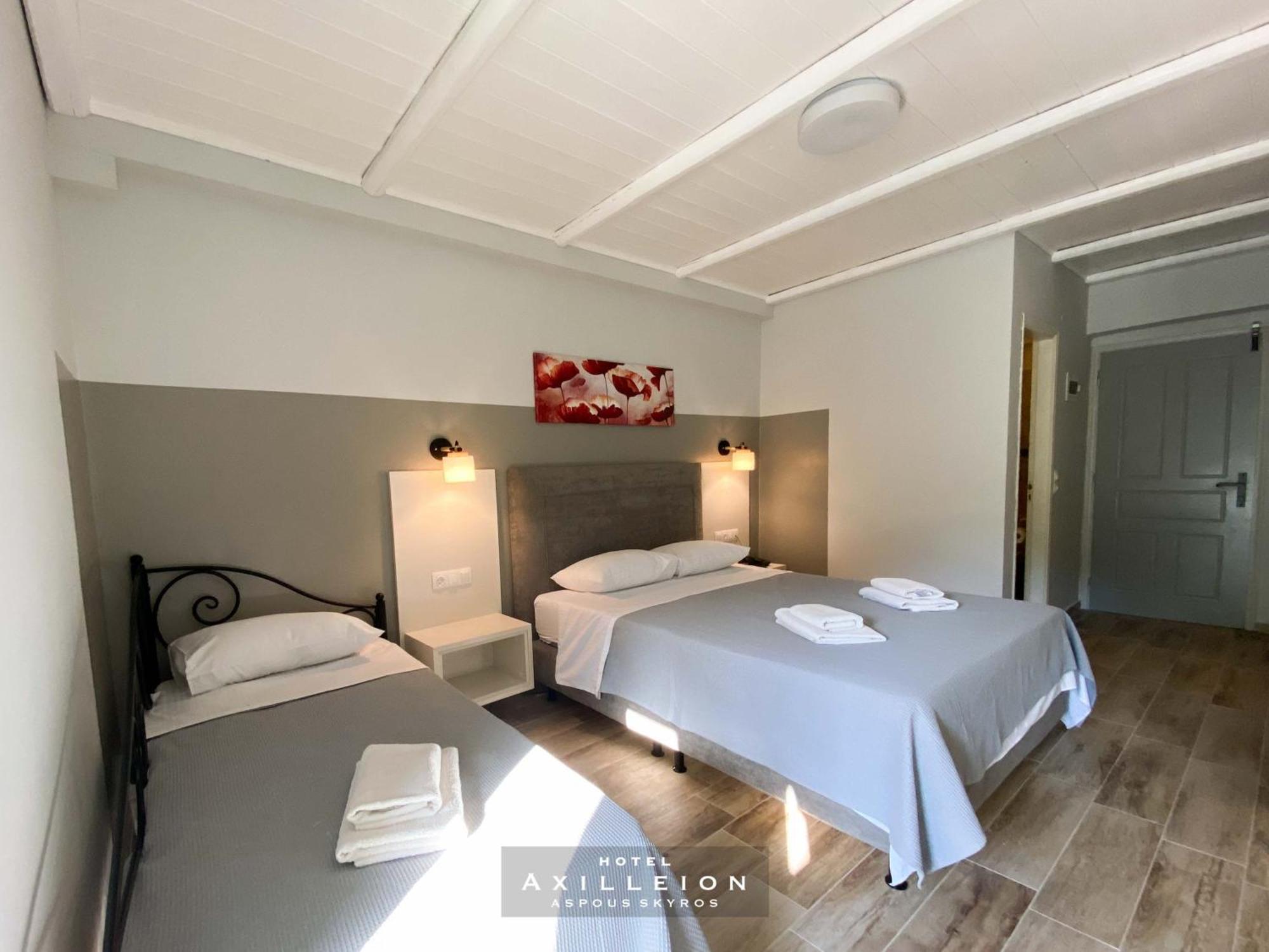Achilleion Hotel Skyros Exterior foto
